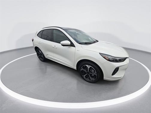 2026 Ford Escape ST-Line Elite