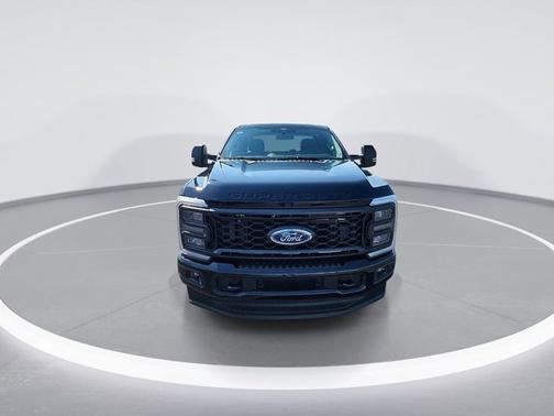 Agate Black Metallic 2026 Ford F-350 XL