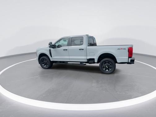 Avalanche 2026 Ford F-350 XL