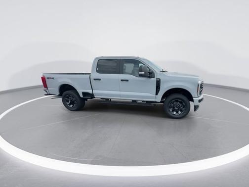 Avalanche 2026 Ford F-350 XL