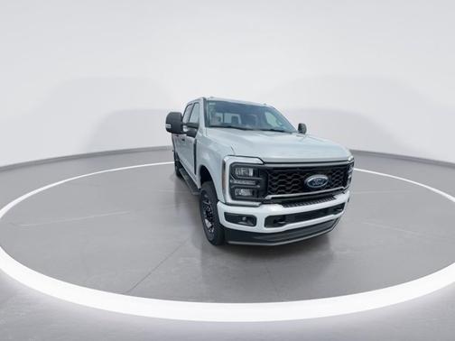 Avalanche 2026 Ford F-350 XL