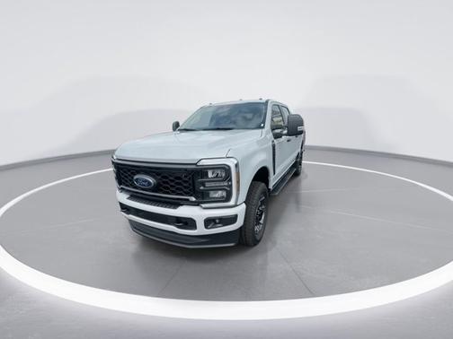 Avalanche 2026 Ford F-350 XL