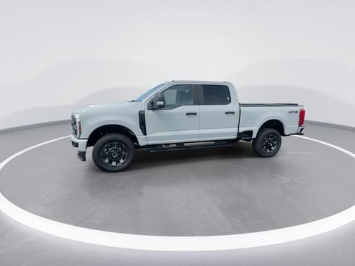 Avalanche 2026 Ford F-350 XL