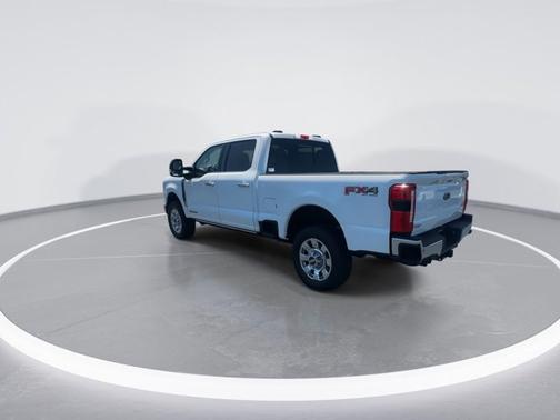 Star White Metallic Tri-Coat 2026 Ford F-250