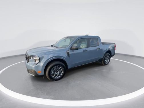 Azure Gray Metallic Tri-Coat 2026 Ford Maverick XLT