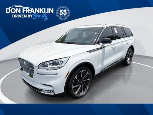 Pristine White Metallic Tri-Coat 2024 Lincoln Aviator Reserve