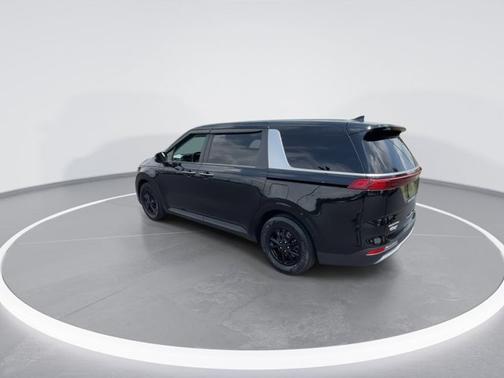 Aurora Black Pearl 2024 Kia Carnival LX