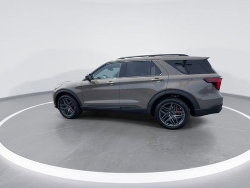 Marsh Gray 2026 Ford Explorer ST-Line