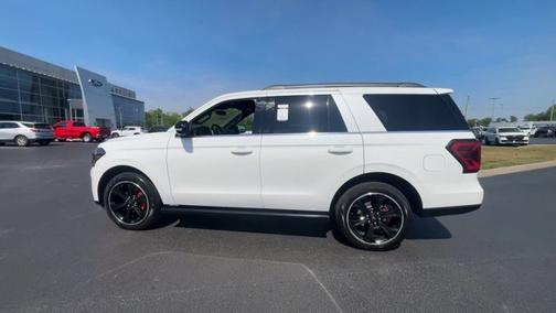 White Metallic 2024 Ford Expedition Limited