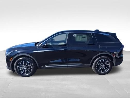 Black Metallic 2025 Lincoln Nautilus Premiere