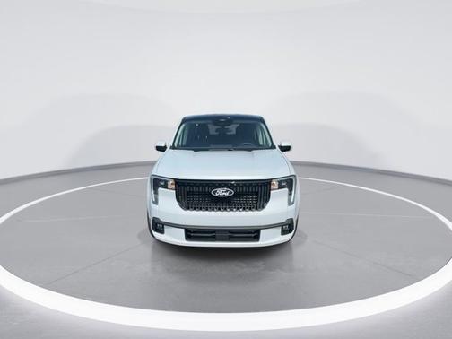 Space White Metallic 2026 Ford Maverick Lobo Standard