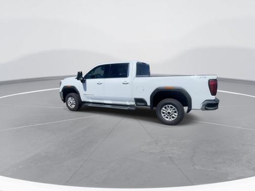Summit White 2023 GMC Sierra 2500 SLE