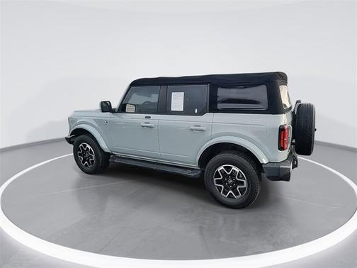 2021 Ford Bronco Outer Banks