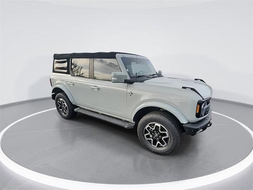 2021 Ford Bronco Outer Banks