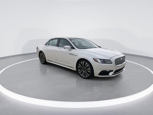 2019 Lincoln Continental Select