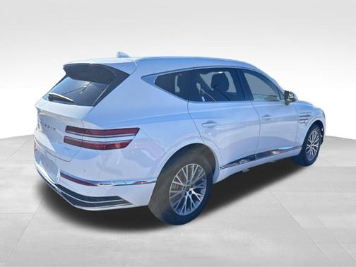 Alta White 2026 Genesis GV80 2.5T
