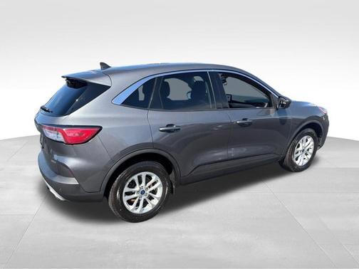 Gray 2022 Ford Escape SE Hybrid