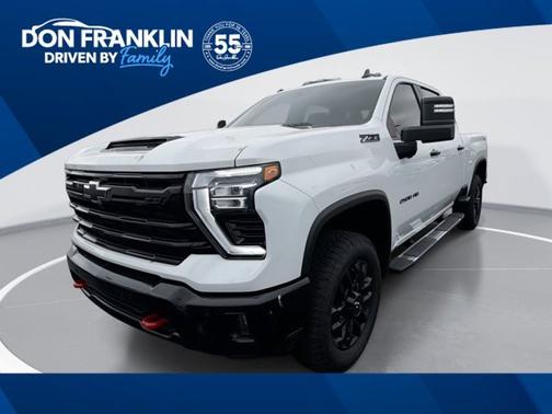 Summit White 2026 Chevrolet Silverado 2500 LT