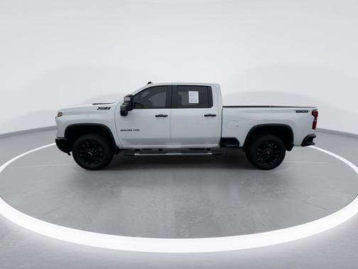 Summit White 2026 Chevrolet Silverado 2500 LT