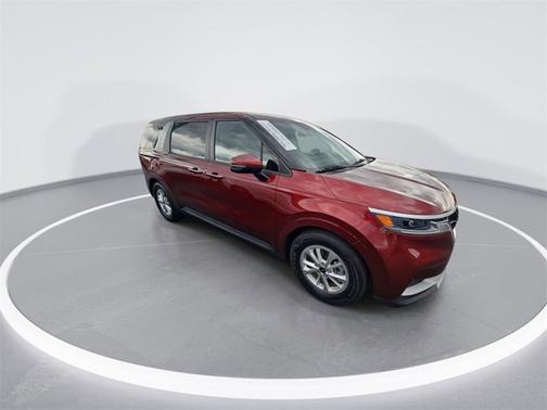 2023 Kia Carnival LX