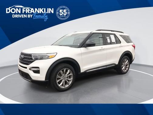 White Metallic 2023 Ford Explorer XLT