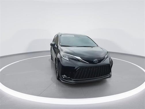 2024 Toyota Sienna XSE