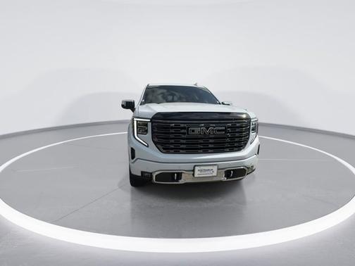 Glacier White Tricoat 2026 GMC Sierra 1500 Denali