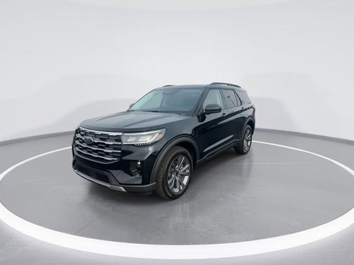 Agate Black Metallic 2026 Ford Explorer Active