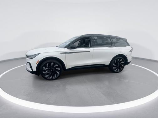 White Platinum Clearcoat Metallic 2026 Lincoln Nautilus Reserve