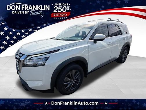 Pearl White Tricoat 2022 Nissan Pathfinder SV