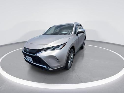 Titanium 2021 Toyota Venza LE