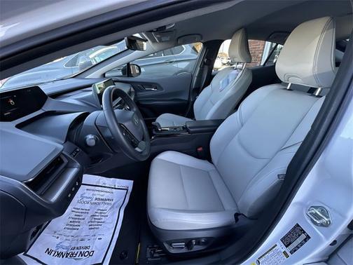 2023 Toyota Prius XLE