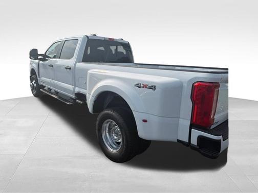 Oxford White 2026 Ford F-350 XL