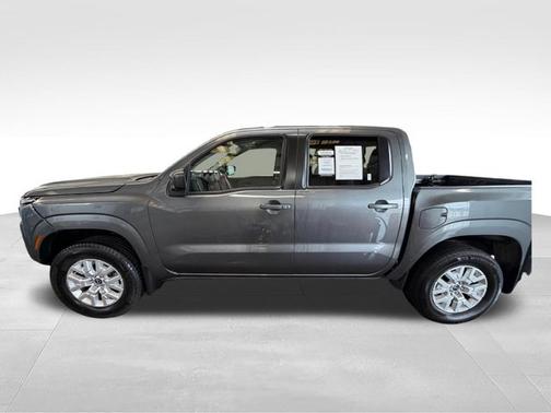 Gun Metallic 2023 Nissan Frontier SV
