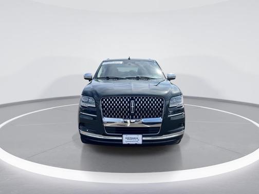 Green Metallic 2022 Lincoln Navigator L Black Label