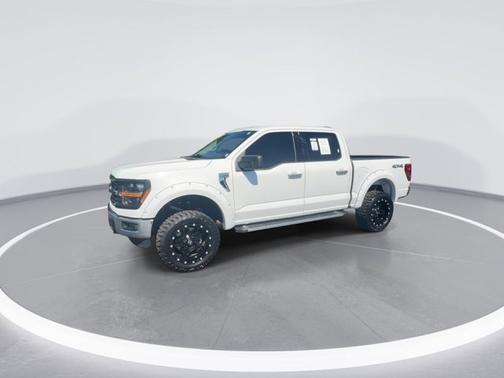 Oxford White 2025 Ford F-150 XLT