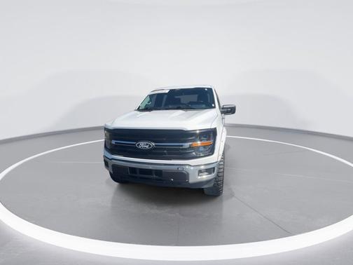 Oxford White 2025 Ford F-150 XLT