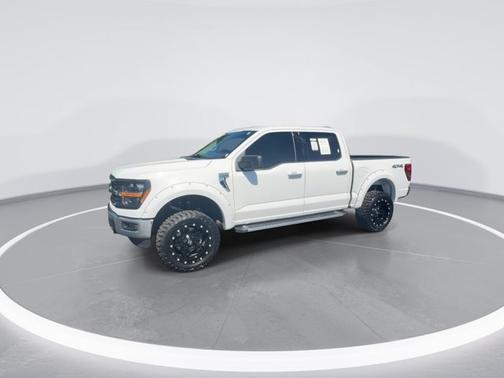 Oxford White 2025 Ford F-150 XLT