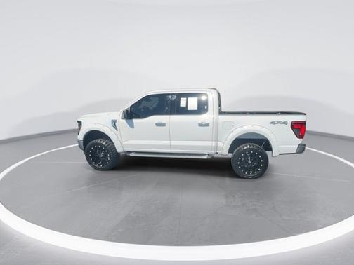 Oxford White 2025 Ford F-150 XLT