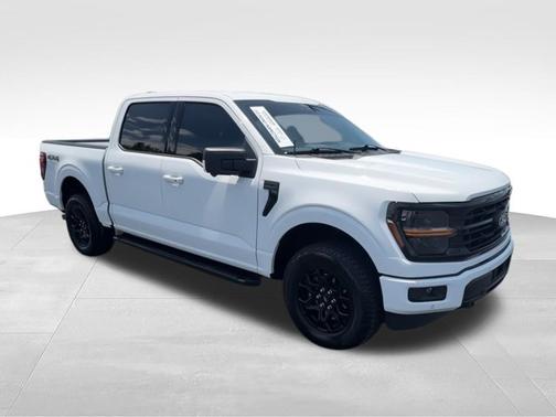 Oxford White 2024 Ford F-150 XLT