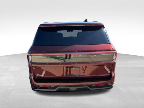 Bronze Fire Tinted Clearcoat 2027 Lincoln Navigator L Reserve