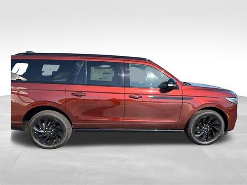 Bronze Fire Tinted Clearcoat 2027 Lincoln Navigator L Reserve