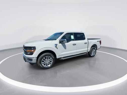 Avalanche 2026 Ford F-150 XLT