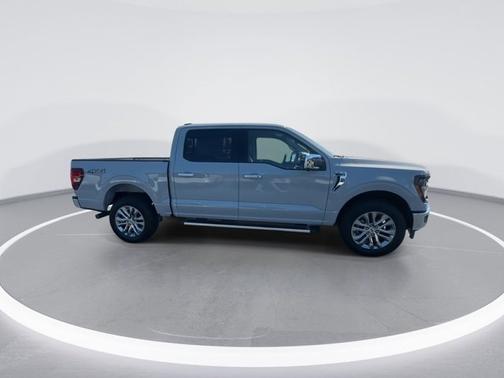 Avalanche 2026 Ford F-150 XLT