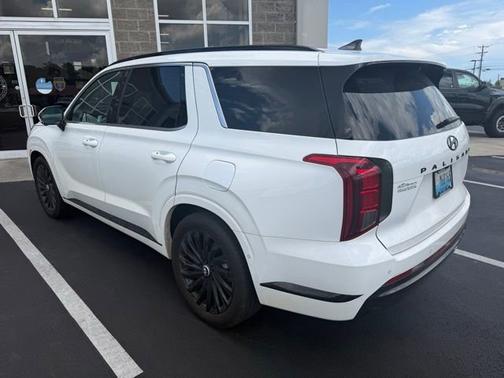 Hyper White 2025 Hyundai PALISADE Calligraphy Night Edition