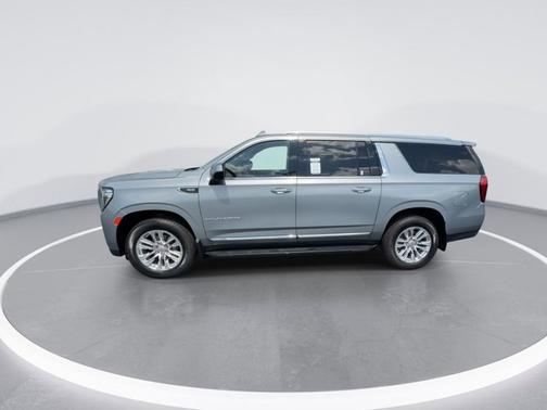 Silver 2023 GMC Yukon XL SLT