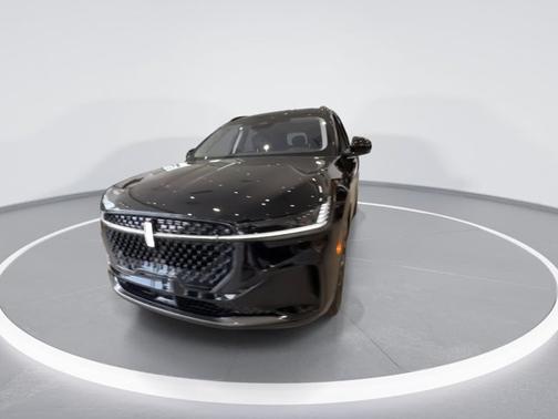 Infinite Black Metallic Clearcoat 2026 Lincoln Nautilus Reserve