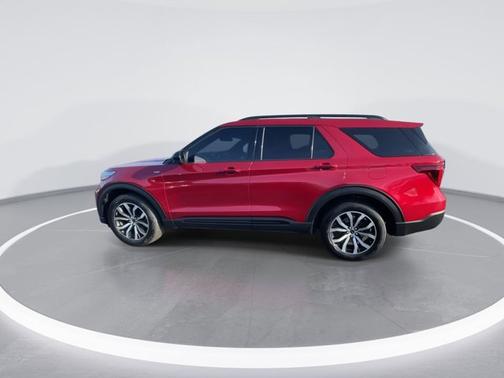 Rapid Red Metallic Tinted Clearcoat 2022 Ford Explorer ST-Line