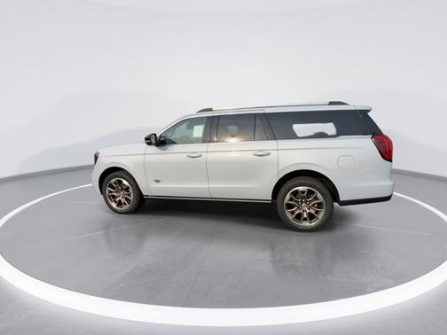 Space Silver Metallic 2026 Ford Expedition Max King Ranch