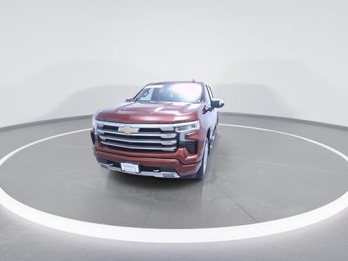 Radiant Red 2025 Chevrolet Silverado 1500 High Country